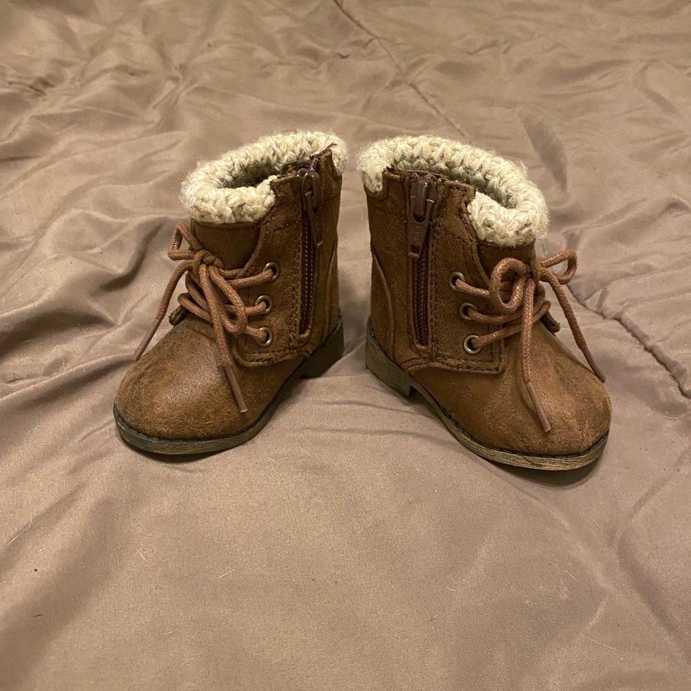 Baby girl size 2 brown boots, hard bottoms